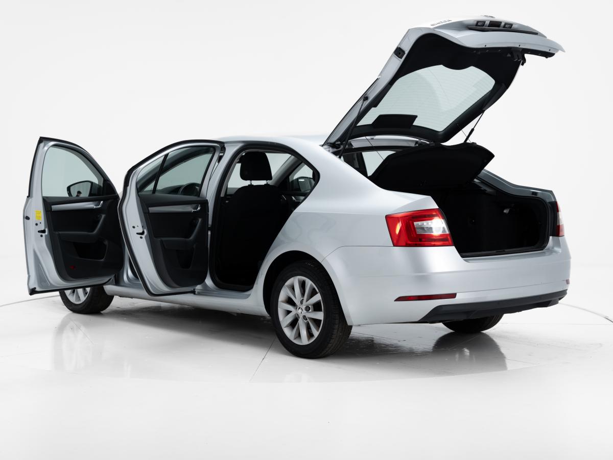 skoda-octavia-2019-diesel-1598cc