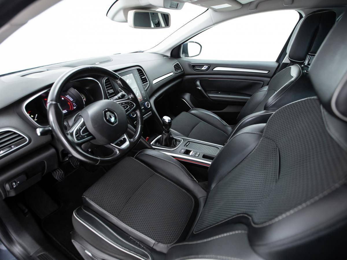 renault-megane-2018-diesel-1598cc