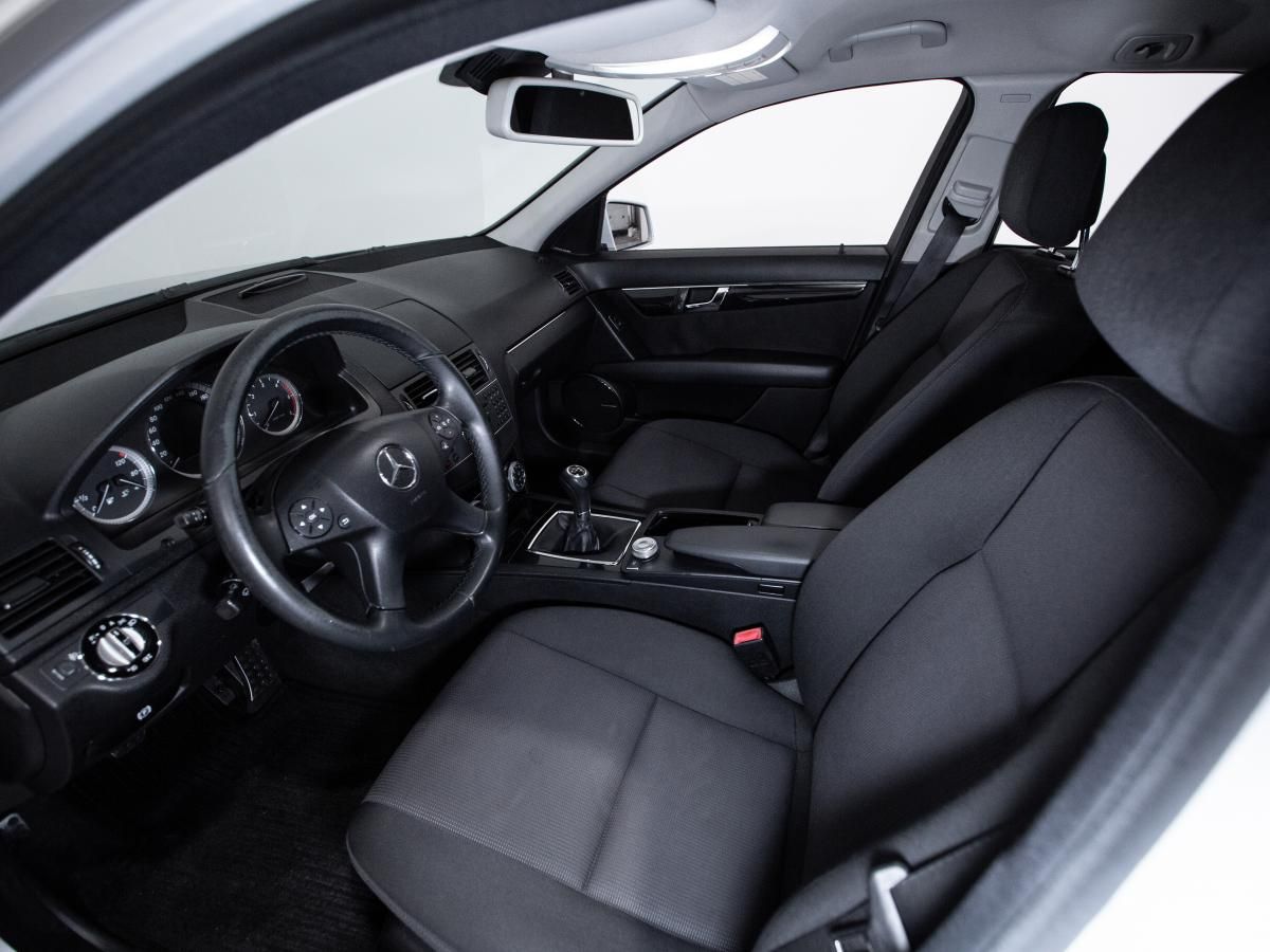 mercedes-benz-classe-c-2010-diesel-2143cc