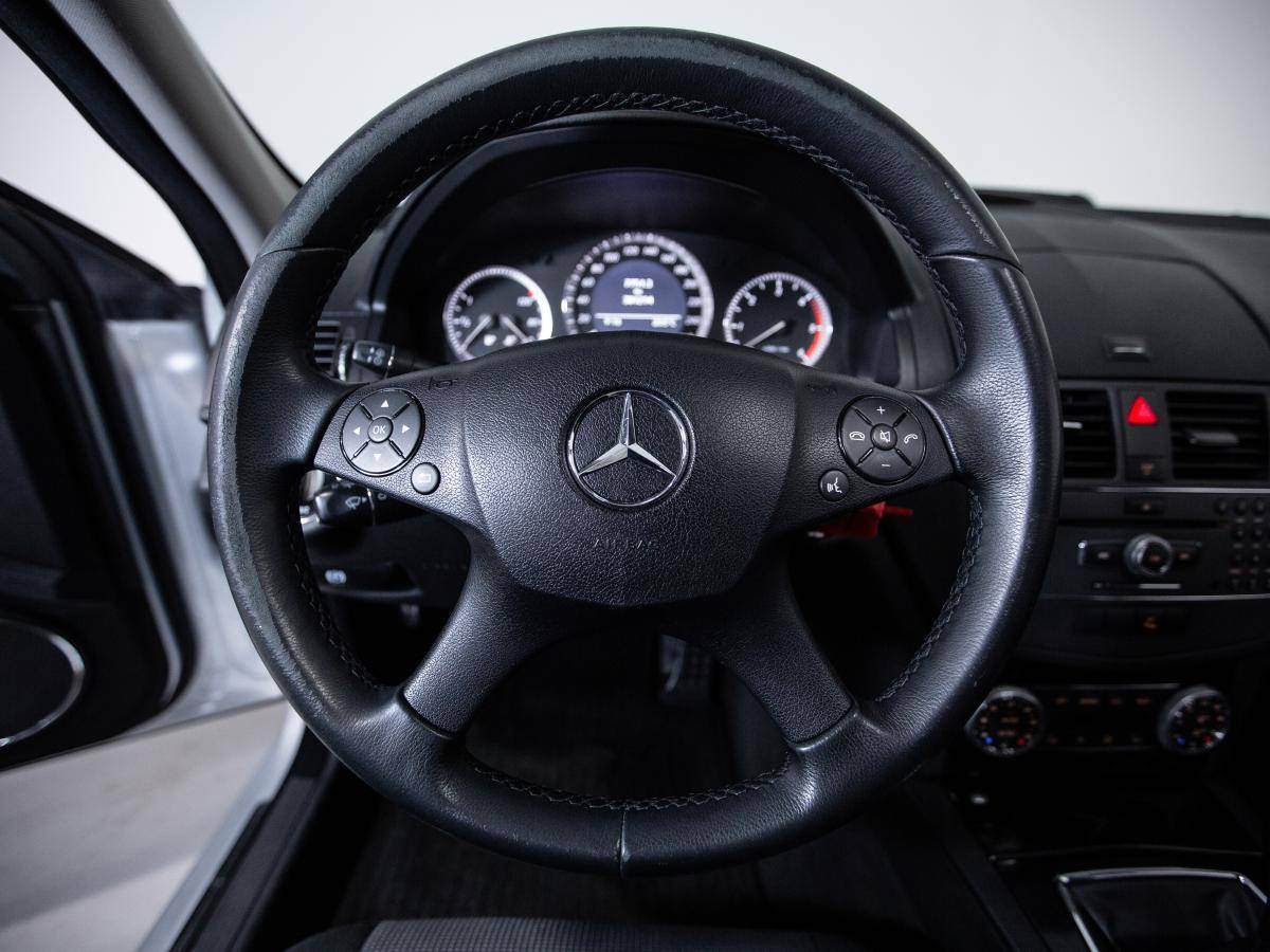 mercedes-benz-classe-c-2010-diesel-2143cc