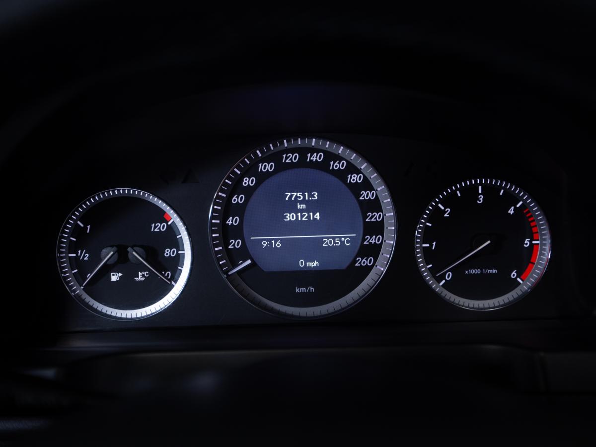 mercedes-benz-classe-c-2010-diesel-2143cc