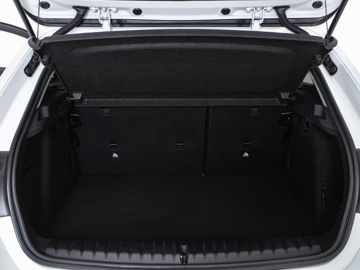 bmw-serie-1-2023-diesel-1496cc