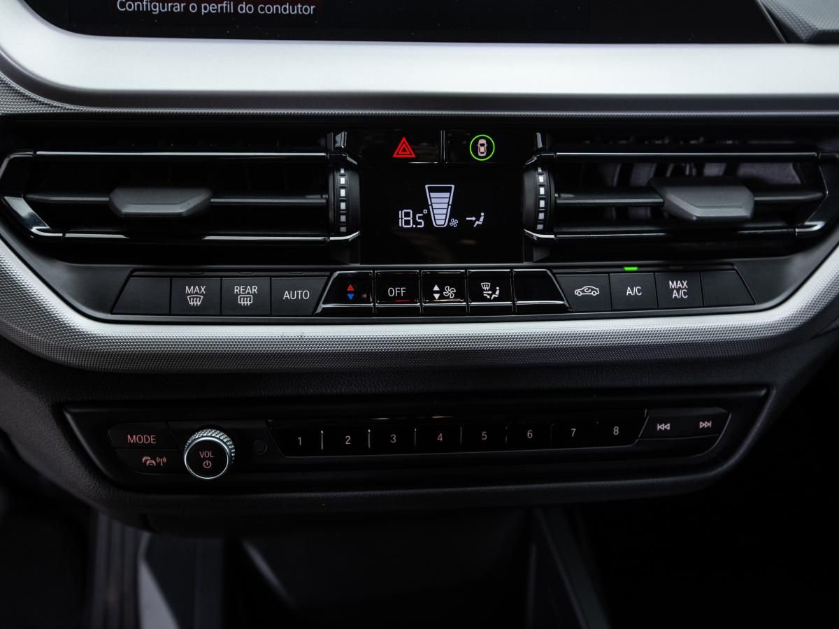 bmw-serie-1-2023-diesel-1496cc