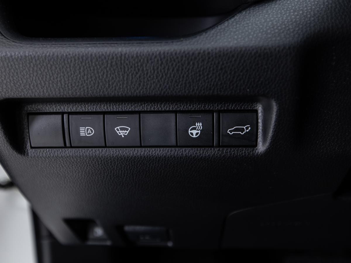 toyota-rav4-2022-hibrido-a-gasolina-2487cc