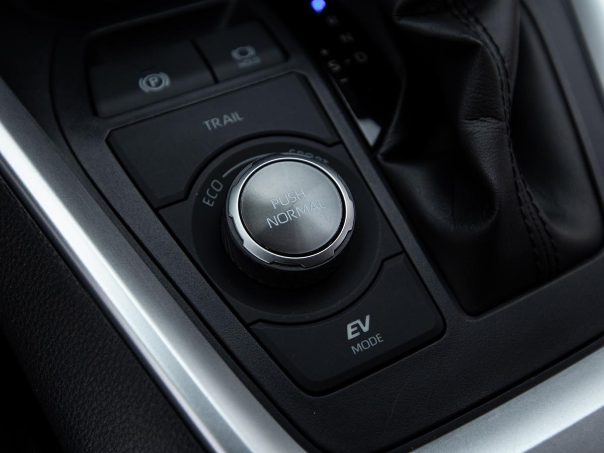 toyota-rav4-2022-hibrido-a-gasolina-2487cc