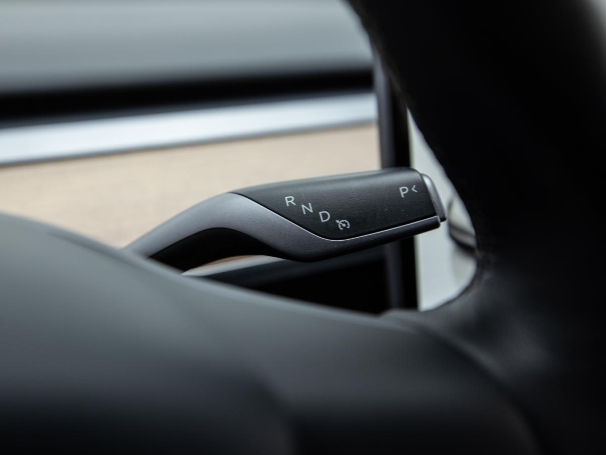 tesla-model-y-2023-eletrico-0cc