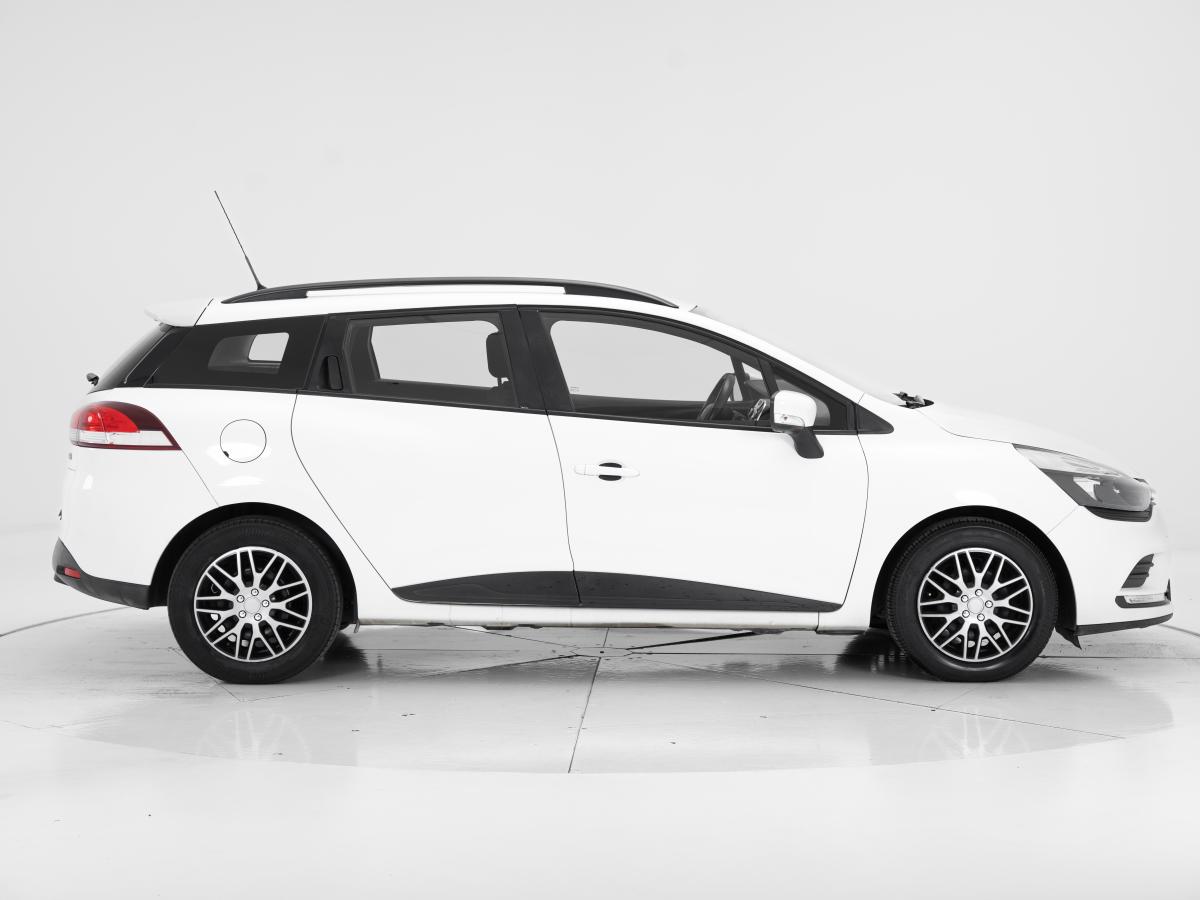 renault-clio-sport-tourer-2017-diesel-1461cc
