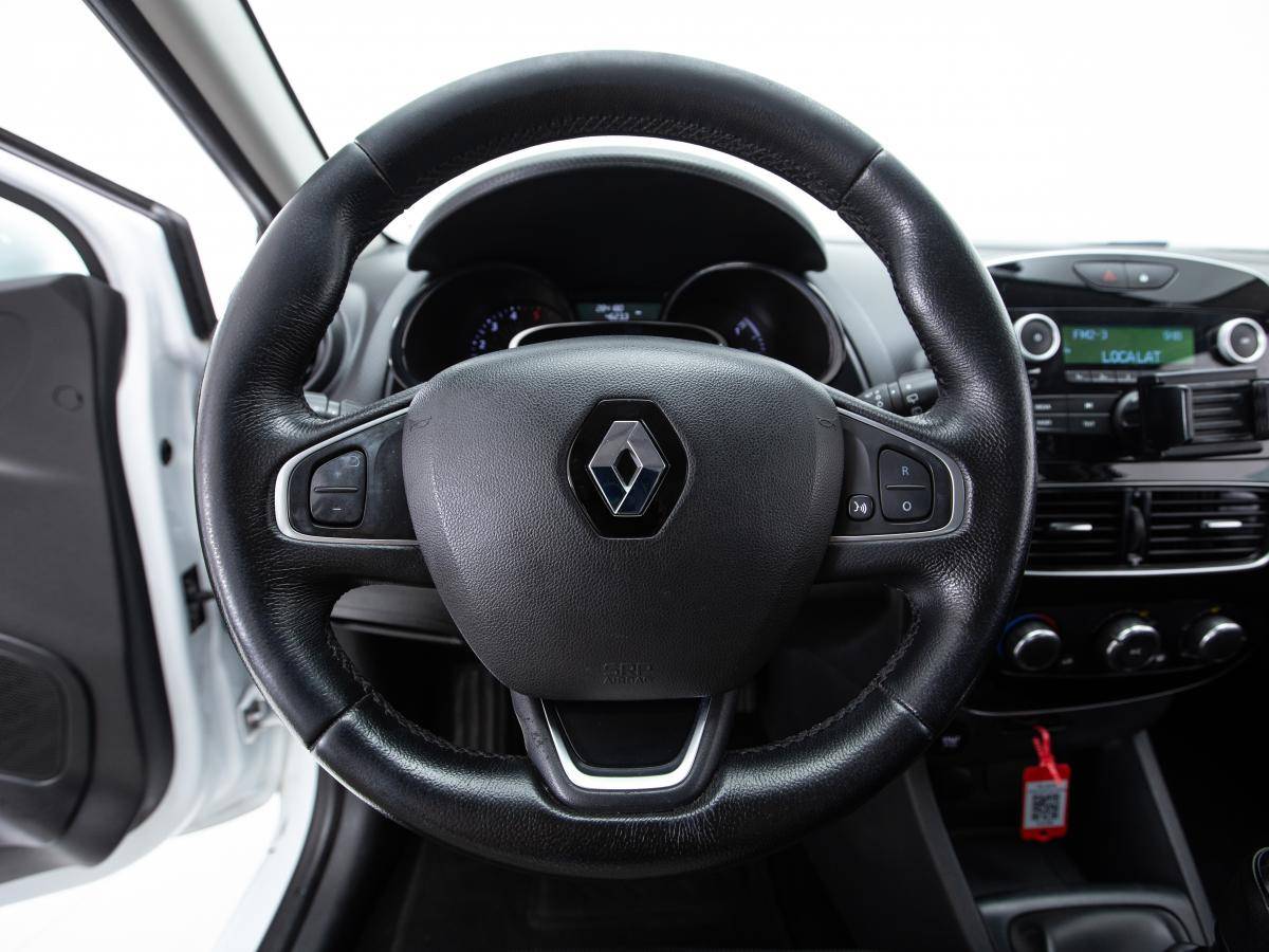 renault-clio-sport-tourer-2017-diesel-1461cc