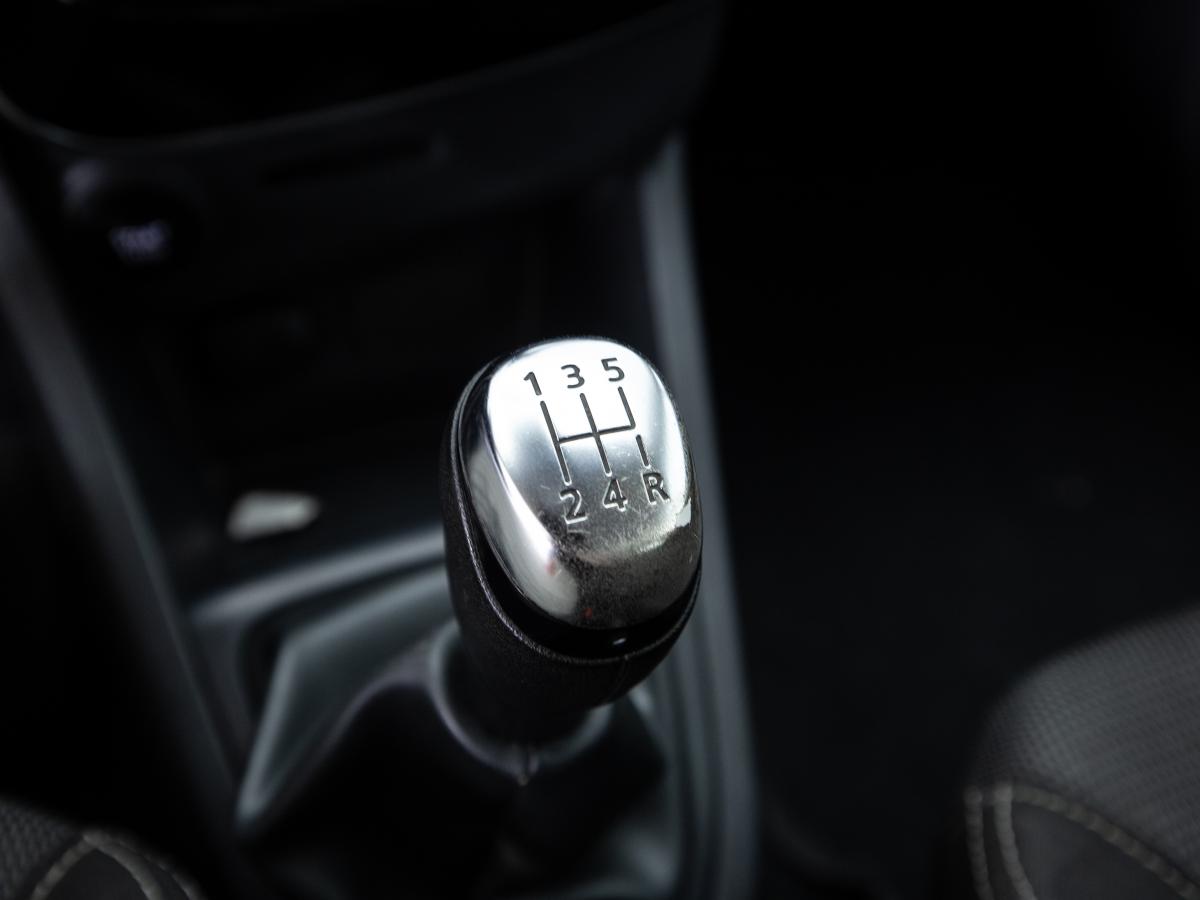 renault-clio-sport-tourer-2017-diesel-1461cc