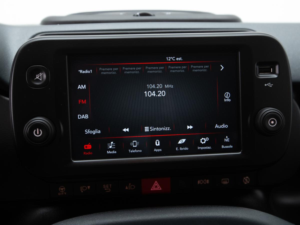 fiat-panda-2024-gasolina-999cc