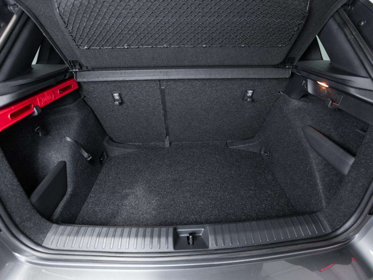 skoda-kamiq-2023-gasolina-1498cc