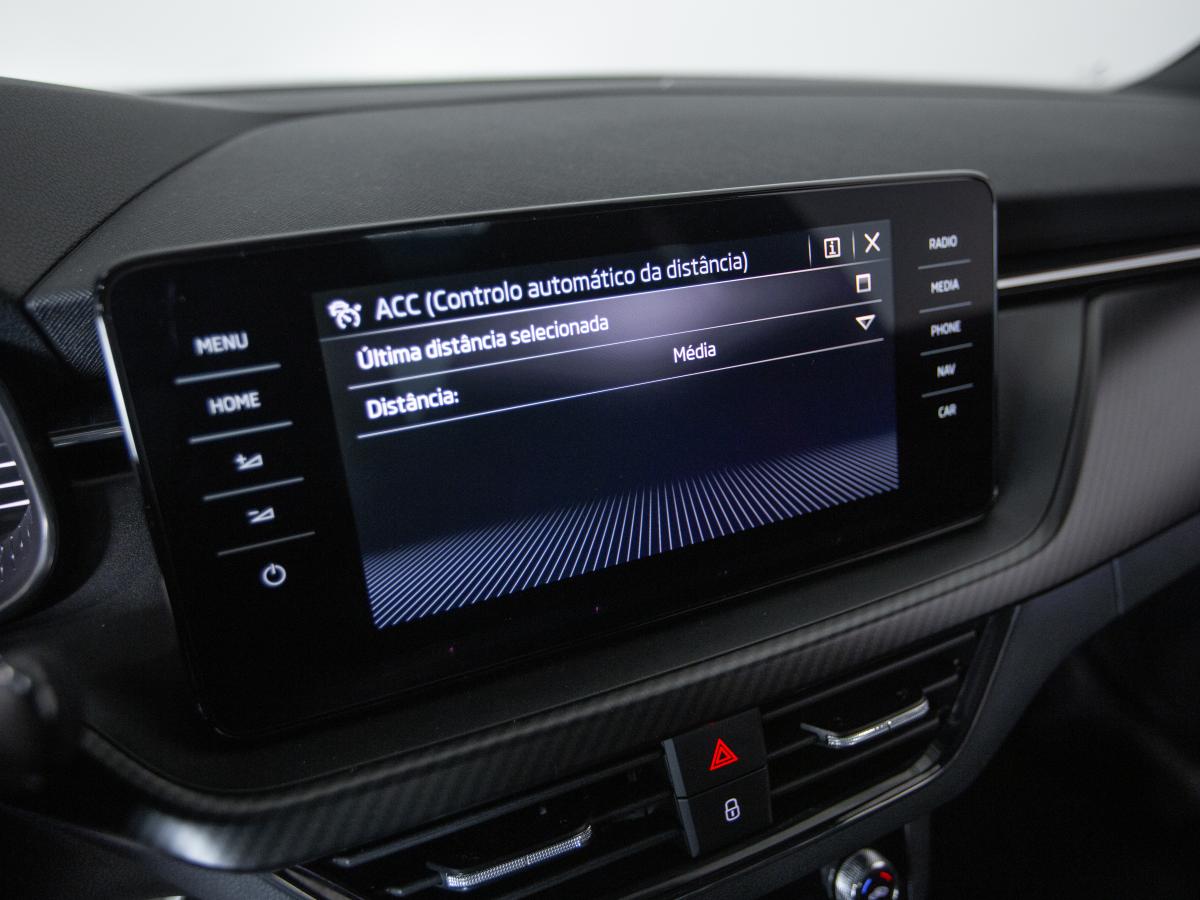 skoda-kamiq-2023-gasolina-1498cc