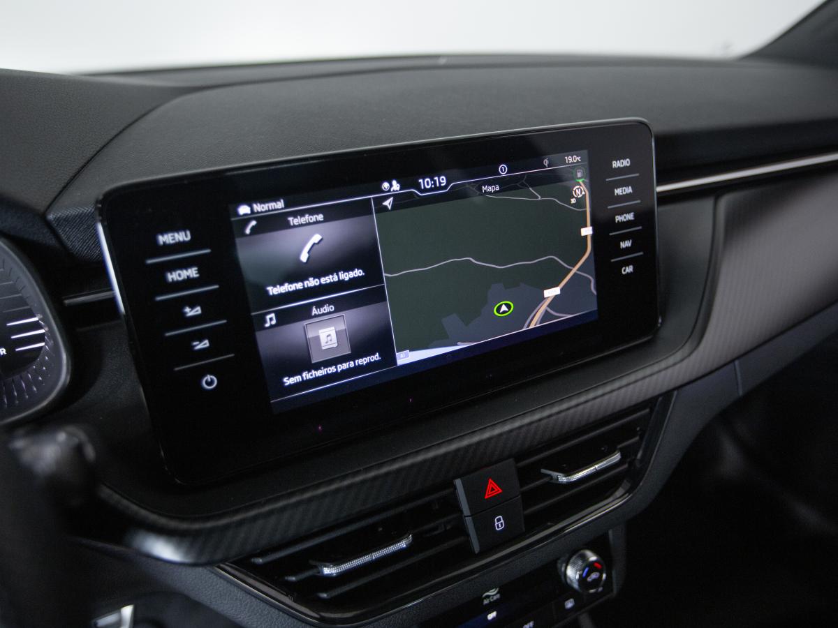 skoda-kamiq-2023-gasolina-1498cc