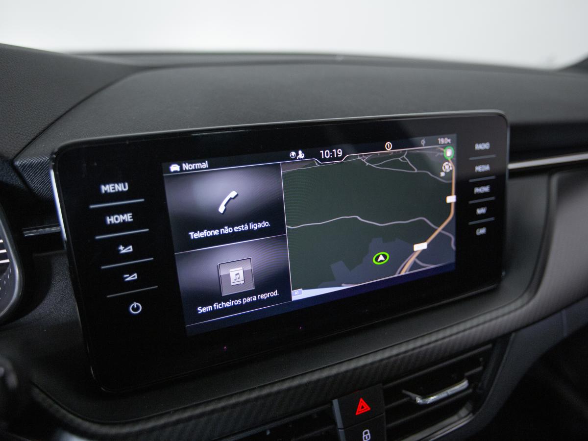 skoda-kamiq-2023-gasolina-1498cc