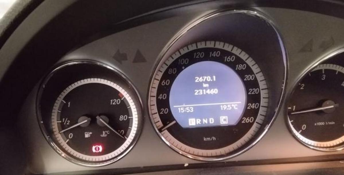 mercedes-benz-classe-c-2009-diesel-2143cc