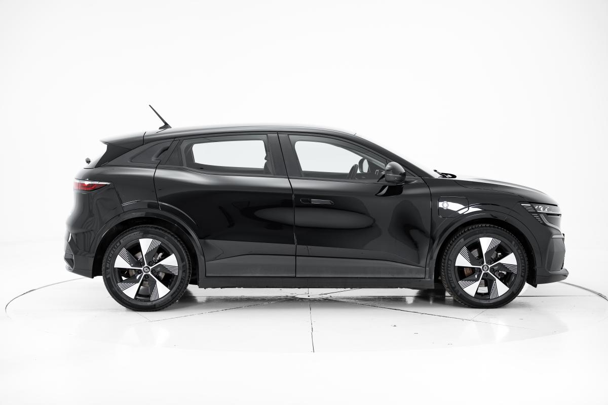 renault-megane-e-tech-2023-eletrico-0cc