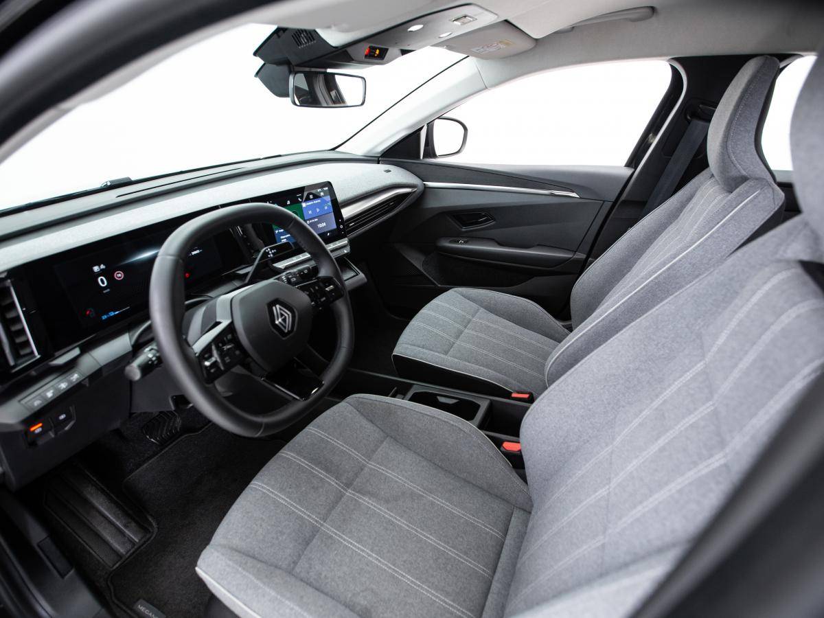 renault-megane-e-tech-2023-eletrico-0cc