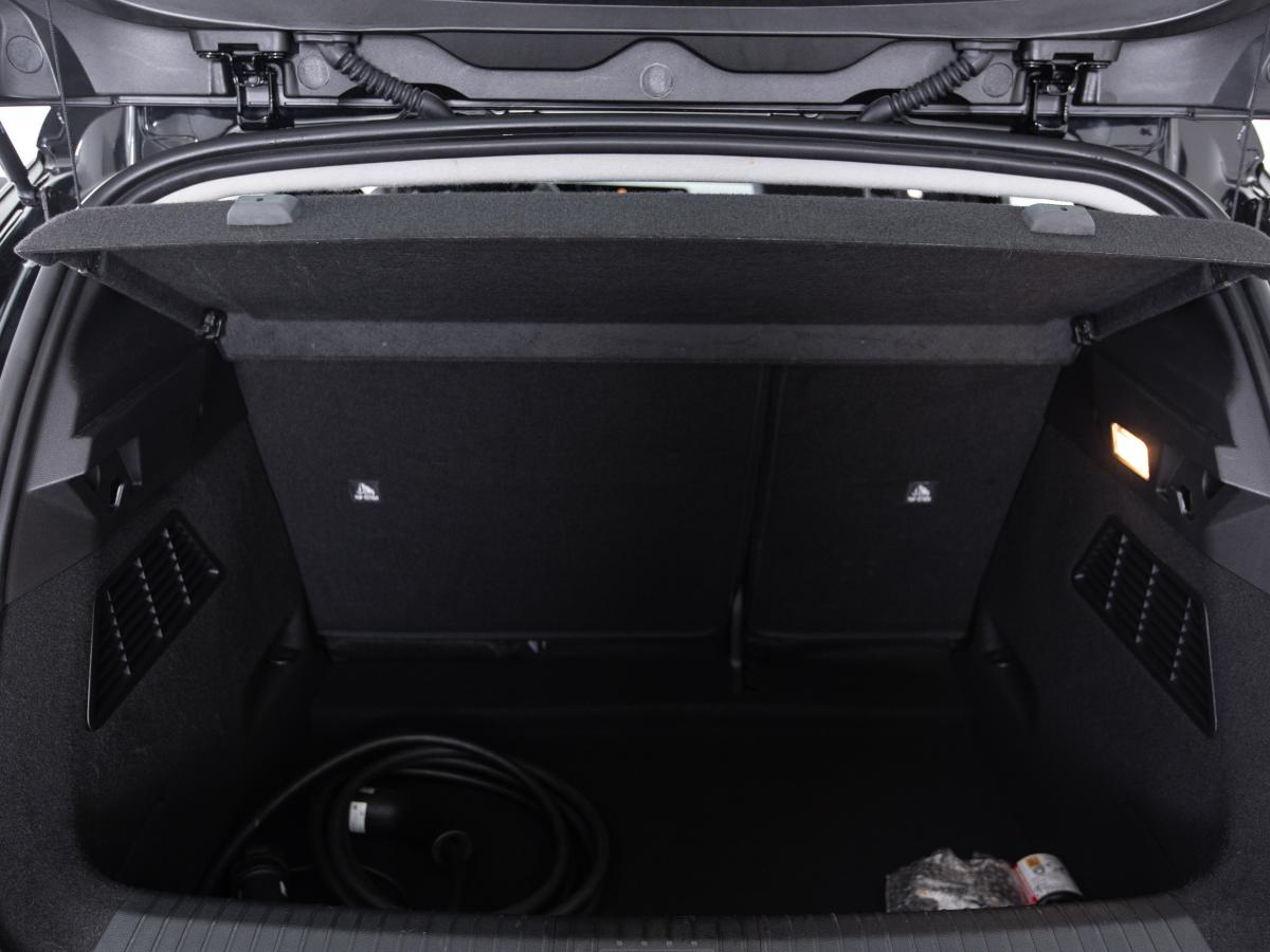 renault-megane-e-tech-2023-eletrico-0cc