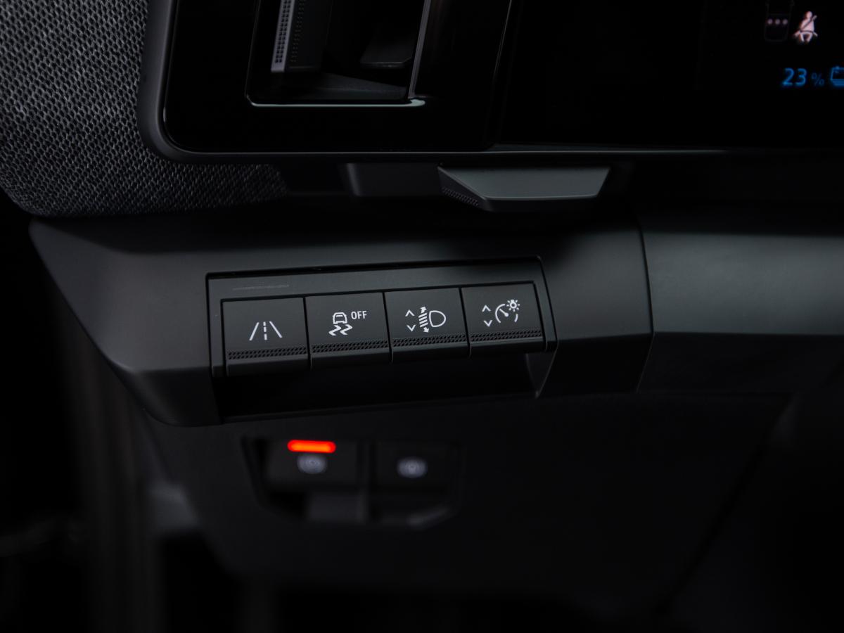 renault-megane-e-tech-2023-eletrico-0cc