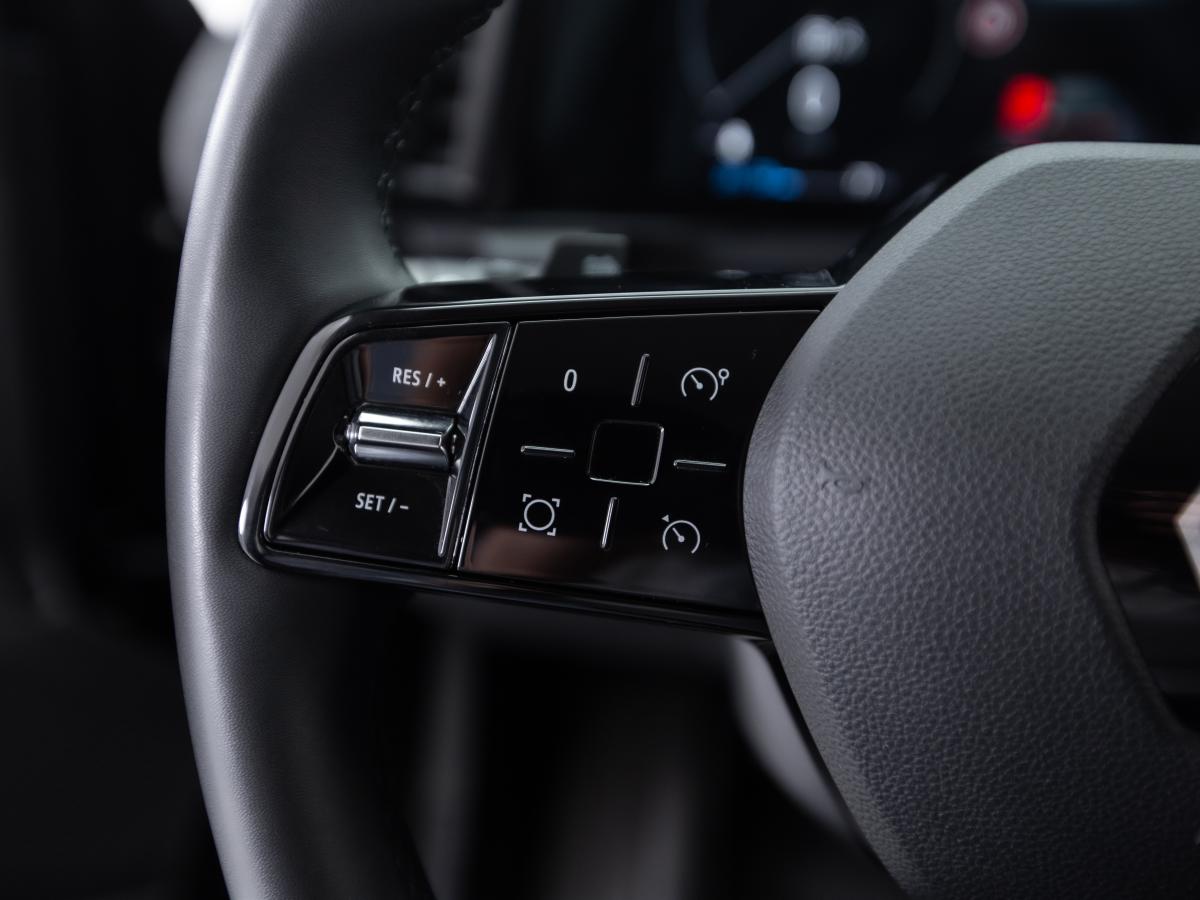 renault-megane-e-tech-2023-eletrico-0cc