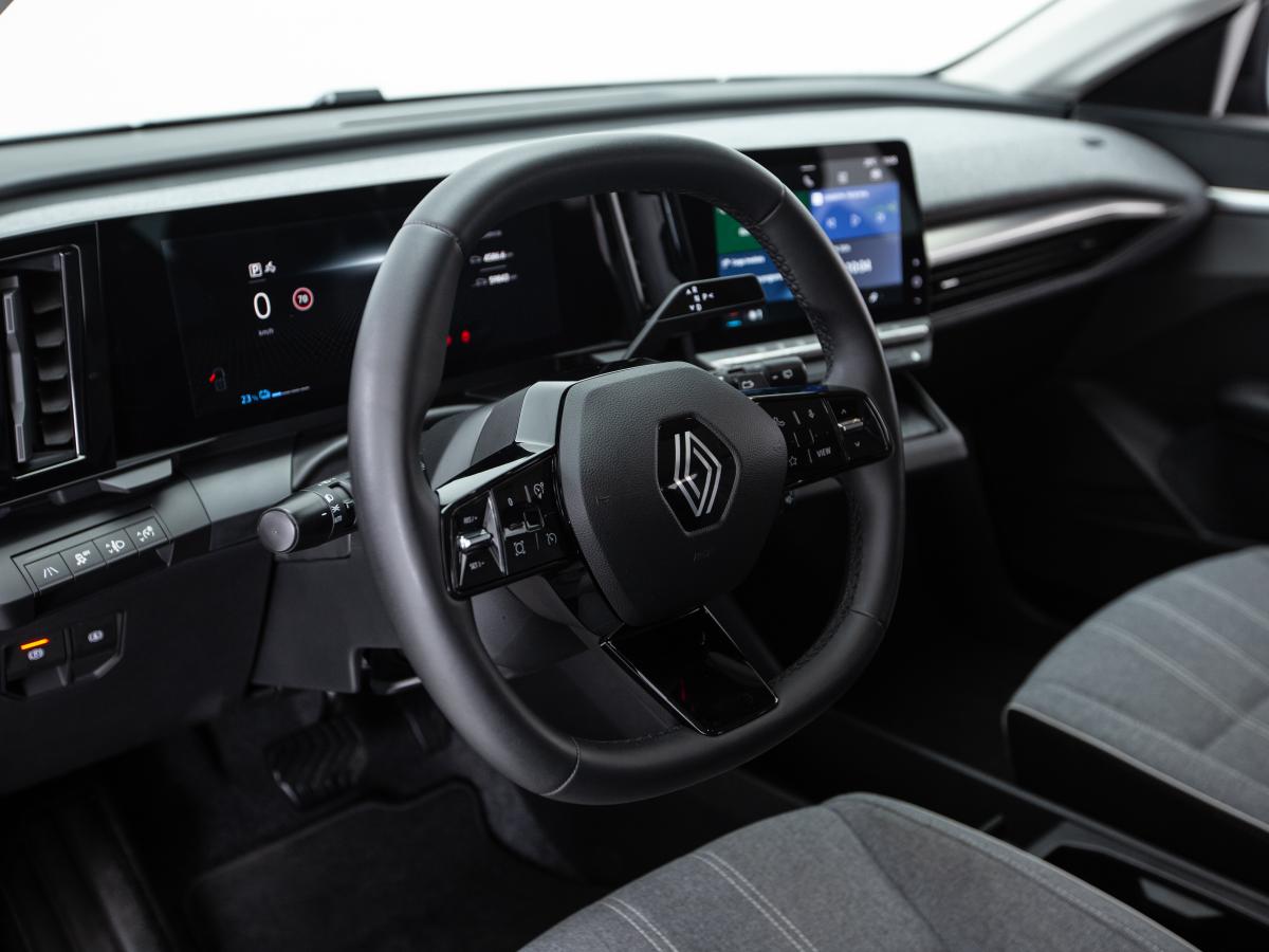 renault-megane-e-tech-2023-eletrico-0cc