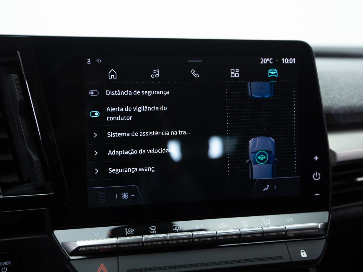 renault-megane-e-tech-2023-eletrico-0cc