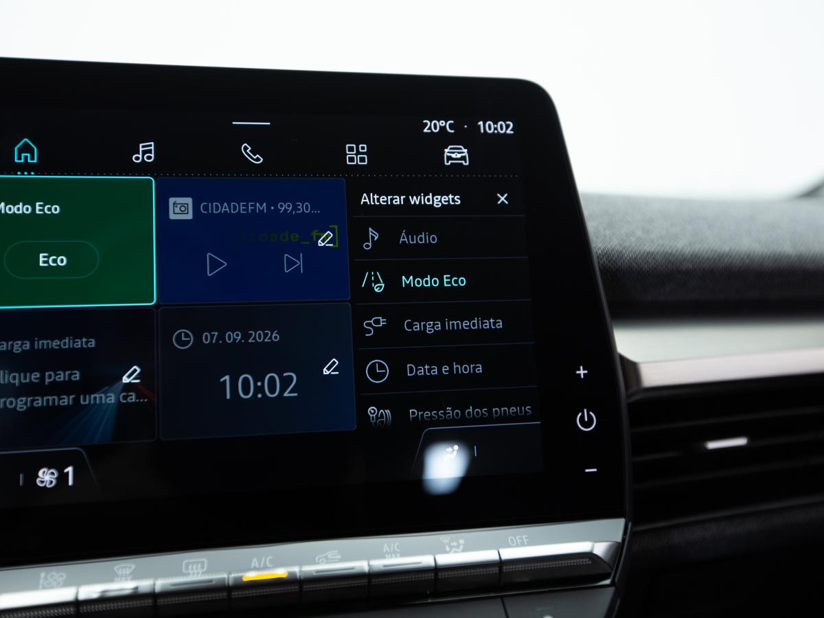 renault-megane-e-tech-2023-eletrico-0cc