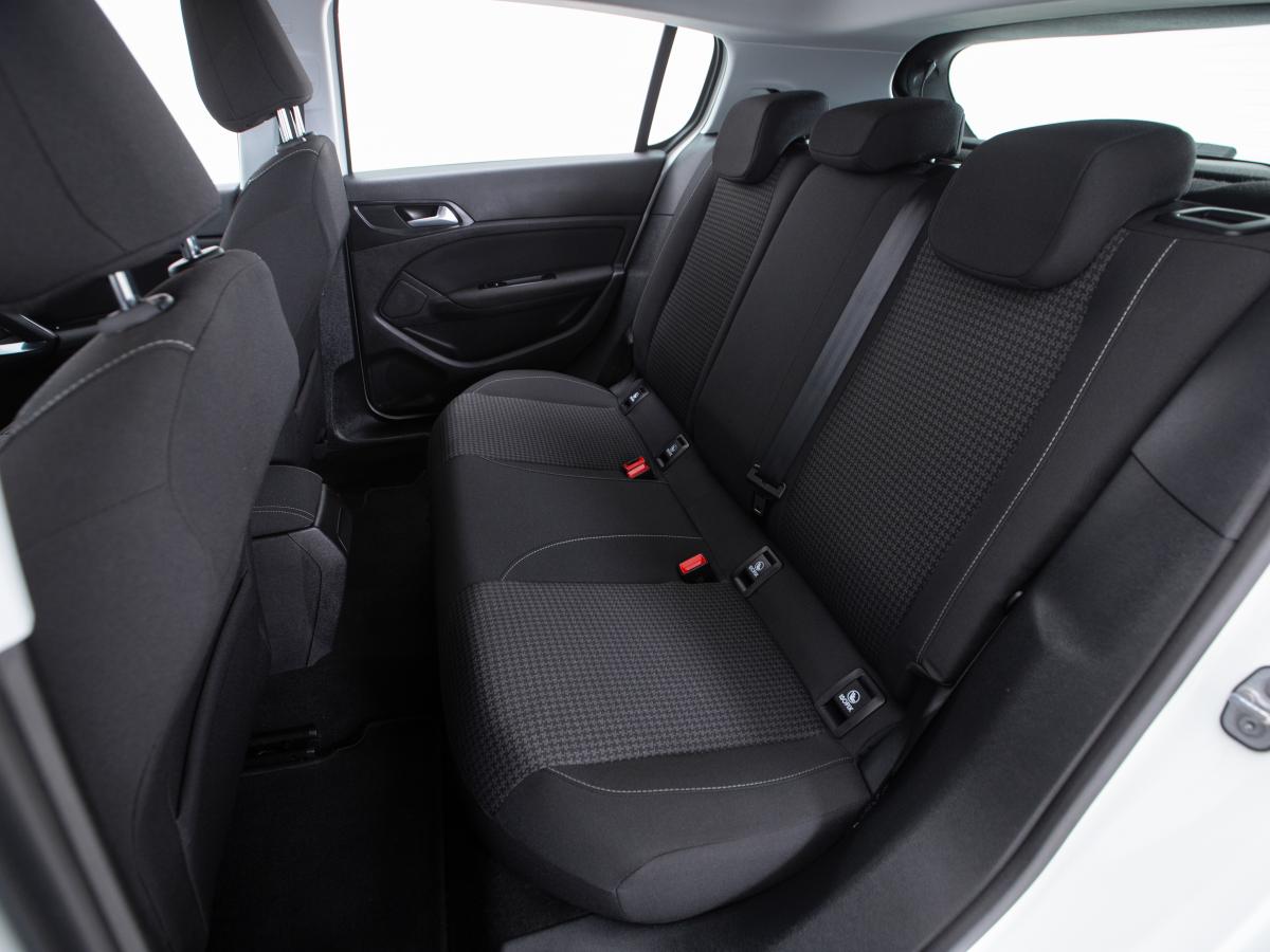 peugeot-308-2019-diesel-1499cc