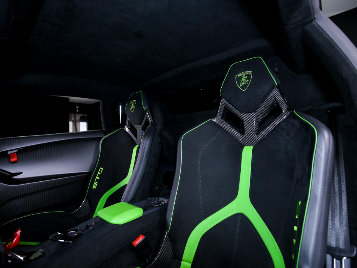 lamborghini-huracan-2022-gasolina-5204cc