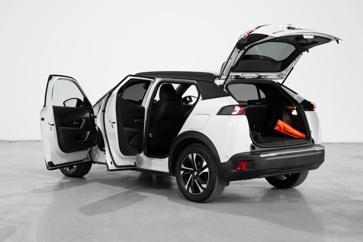 peugeot-e-2008-2021-eletrico-0cc