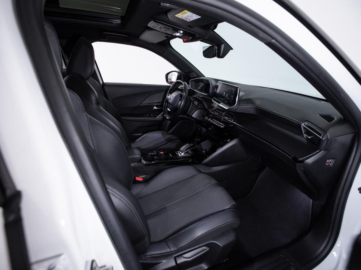 peugeot-e-2008-2021-eletrico-0cc