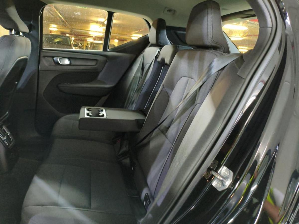 volvo-xc40-2021-hibrido-a-gasolina-1477cc