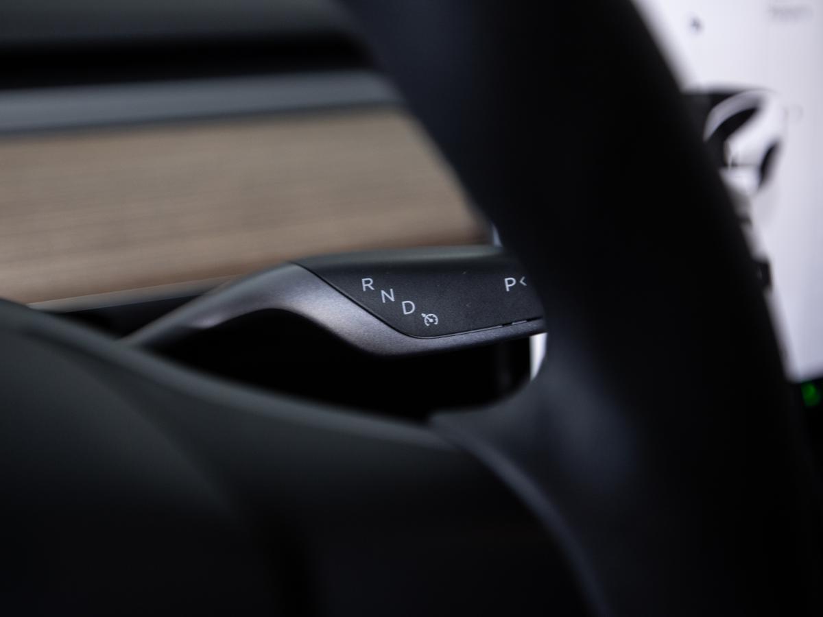 tesla-model-y-2024-eletrico-0cc
