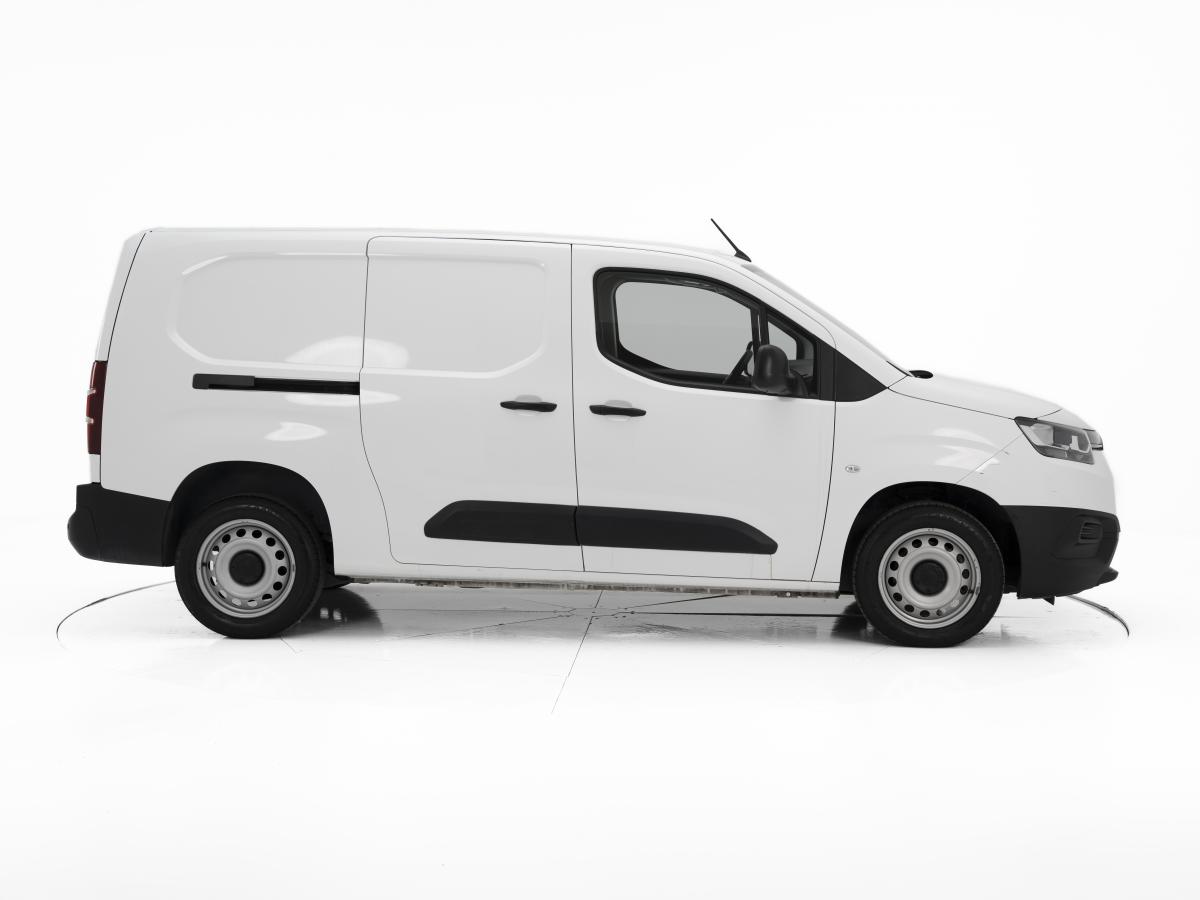toyota-proace-2022-diesel-1499cc