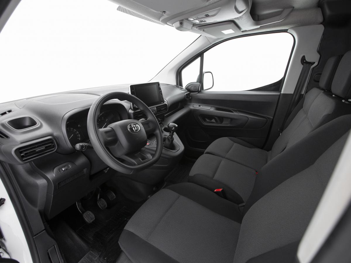 toyota-proace-2022-diesel-1499cc