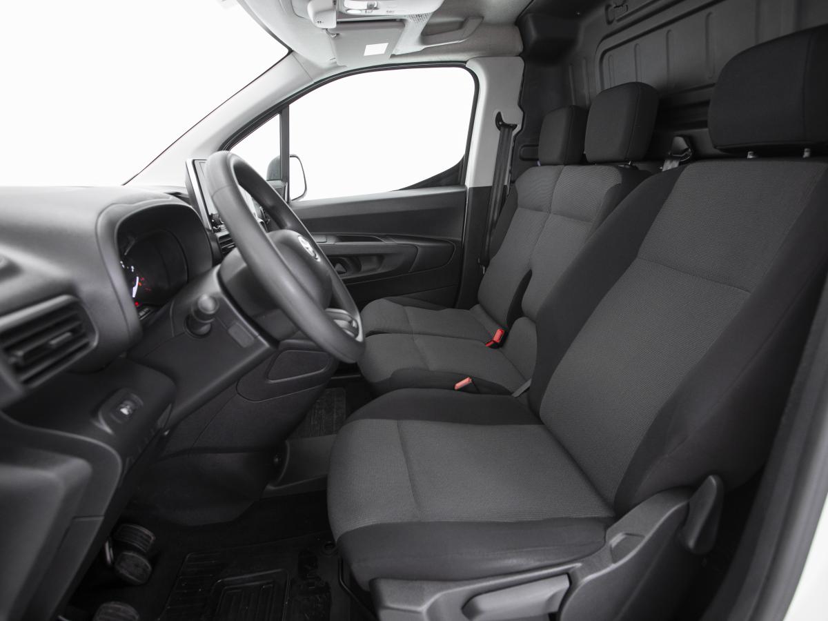 toyota-proace-2022-diesel-1499cc