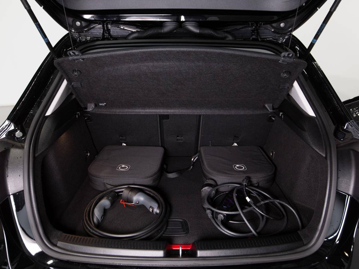 mercedes-benz-classe-a-2023-hibrido-a-gasolina-1332cc
