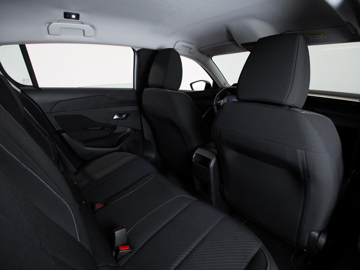 peugeot-308-2023-hibrido-a-gasolina-1598cc