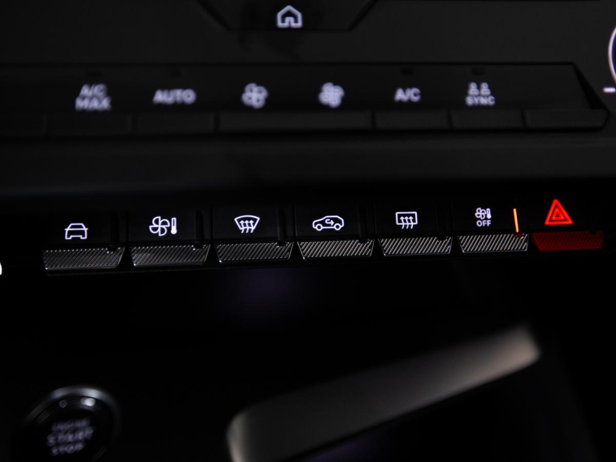 peugeot-308-2023-hibrido-a-gasolina-1598cc
