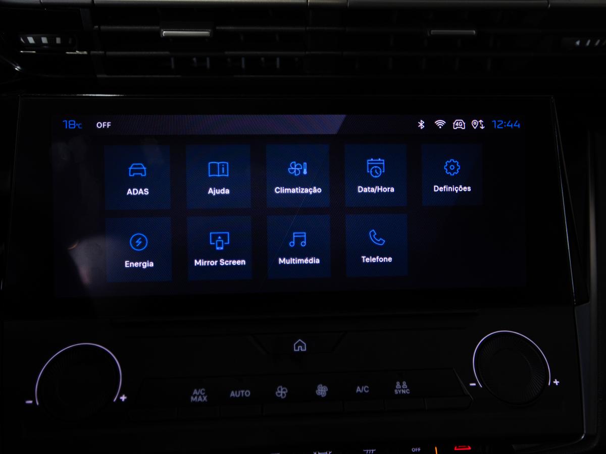 peugeot-308-2023-hibrido-a-gasolina-1598cc