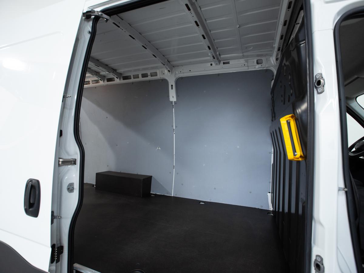 iveco-daily-2022-diesel-2287cc