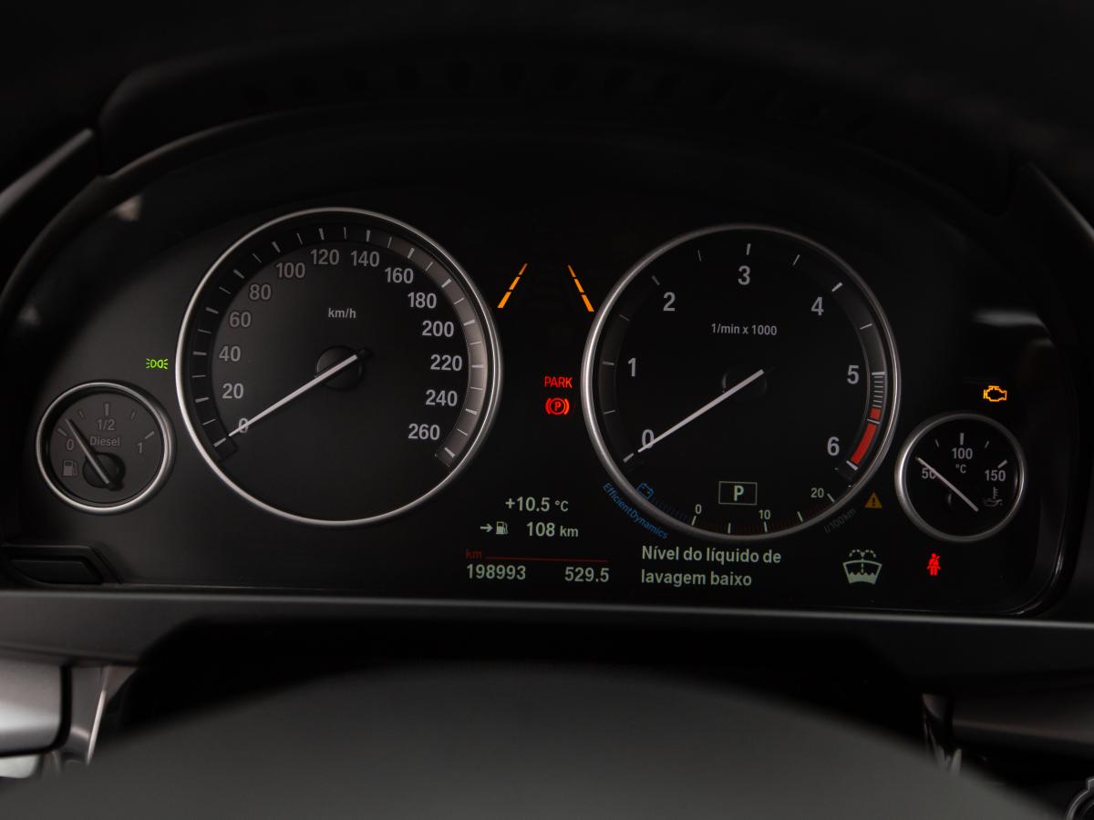 bmw-x5-2016-diesel-1995cc