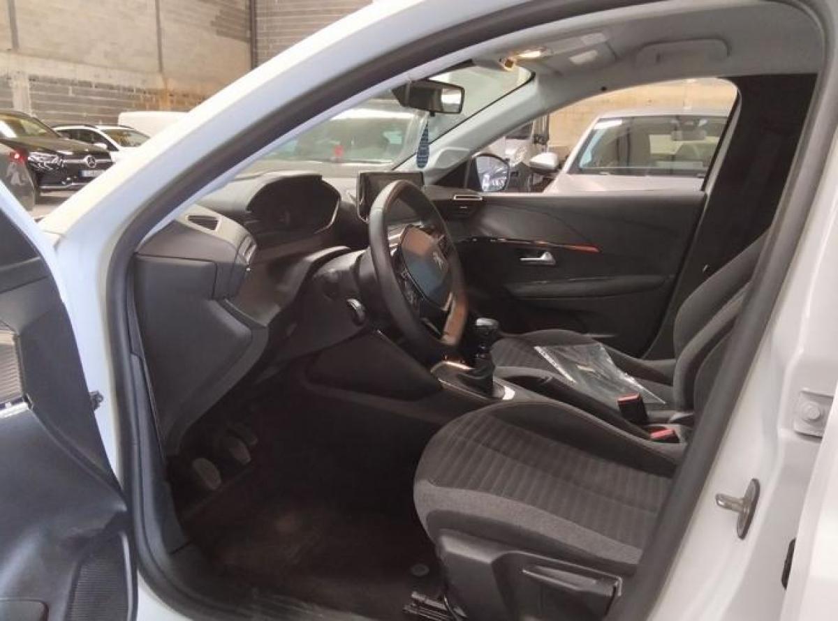 peugeot-208-2023-gasolina-1199cc