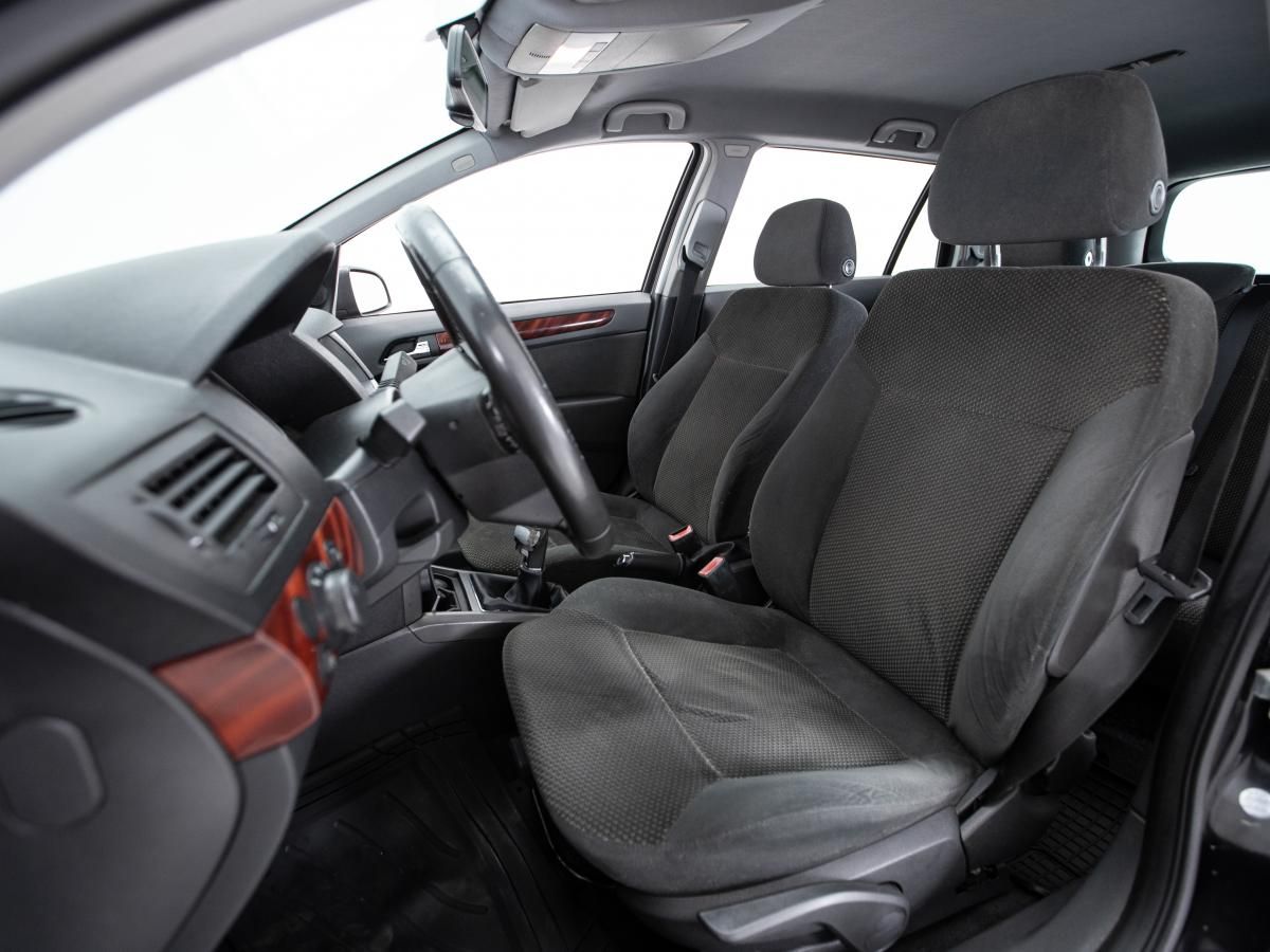 opel-astra-sport-tourer-2005-diesel-1686cc