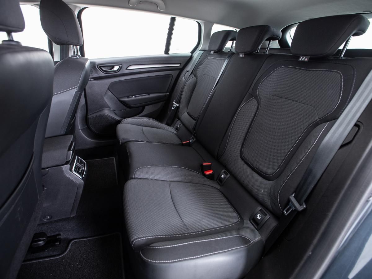 renault-megane-sport-tourer-2024-diesel-1461cc