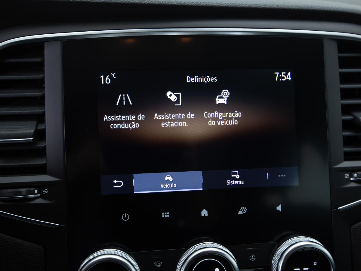 renault-megane-sport-tourer-2024-diesel-1461cc