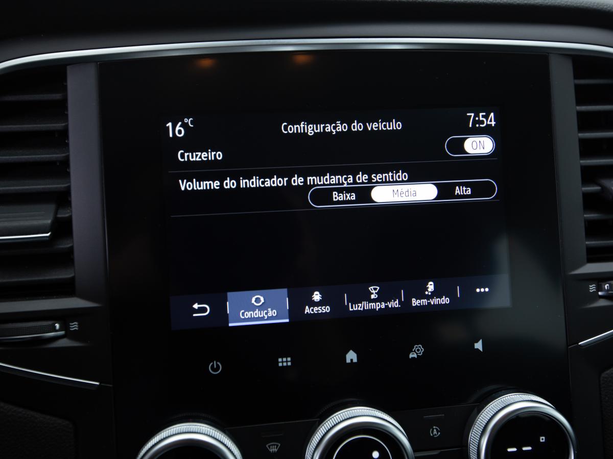 renault-megane-sport-tourer-2024-diesel-1461cc
