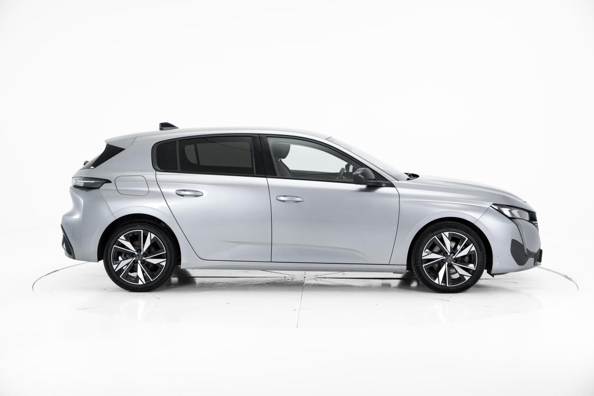 peugeot-308-2022-diesel-1499cc