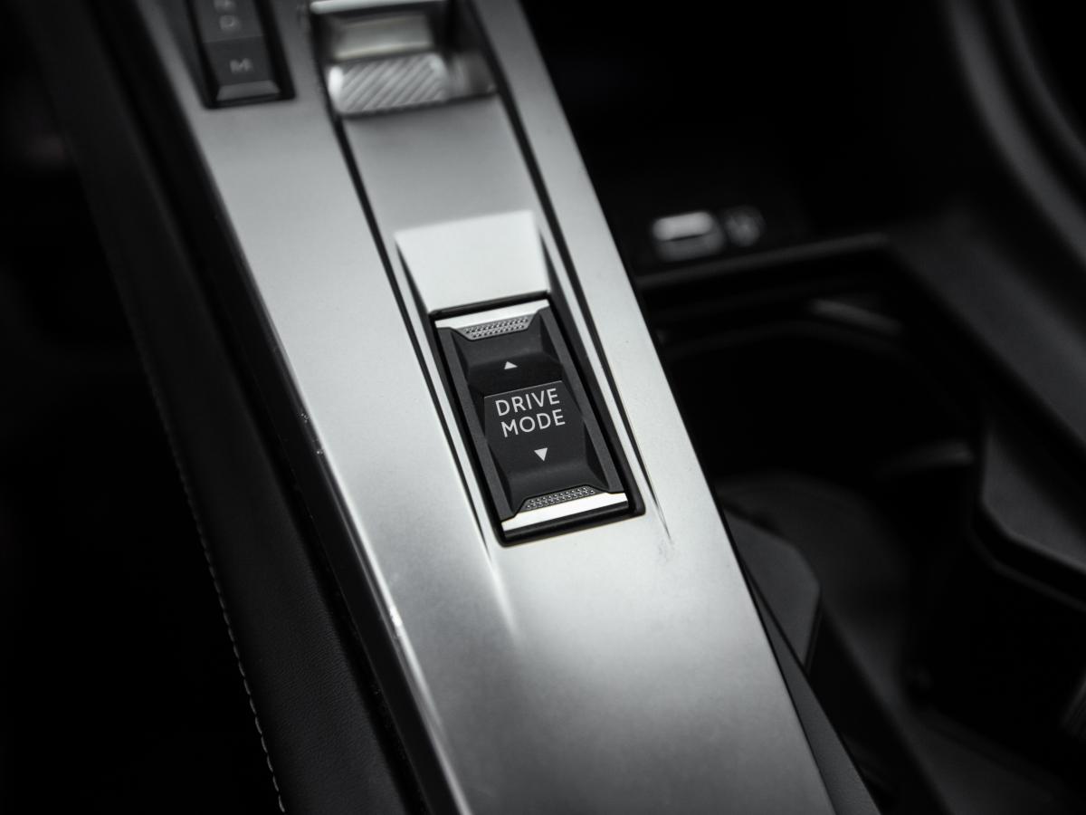 peugeot-308-2022-diesel-1499cc