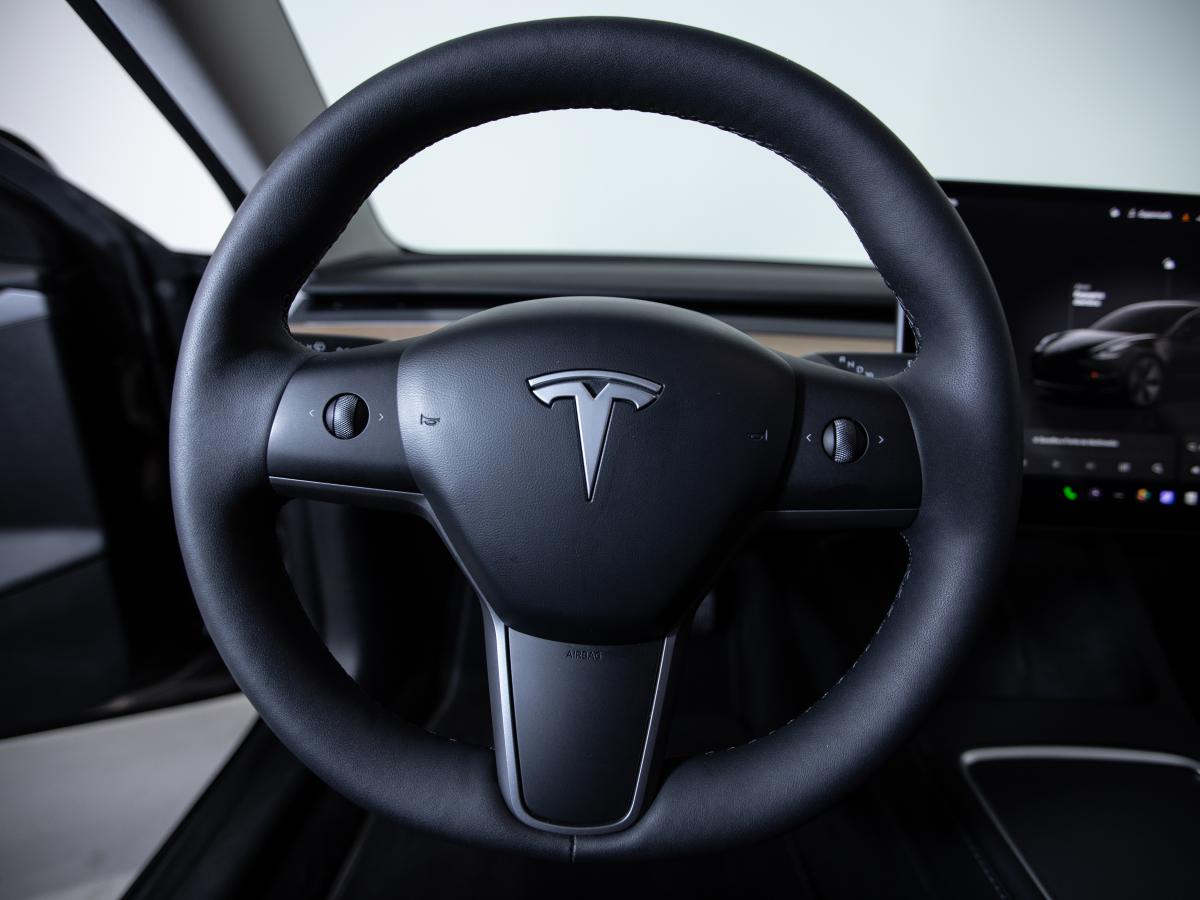 tesla-model-3-2023-eletrico-0cc
